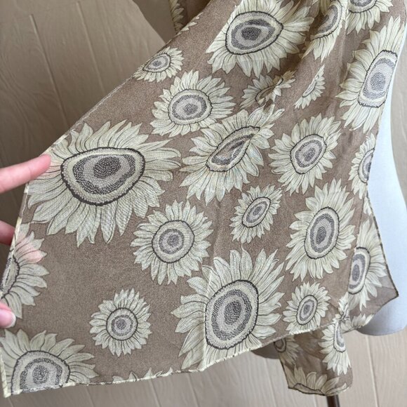 Vintage Floral Scarf in Brown and Cream - Picture 6 of 10